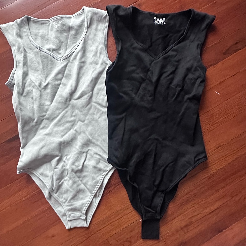 Black and Gray Women's Bodysuit Set